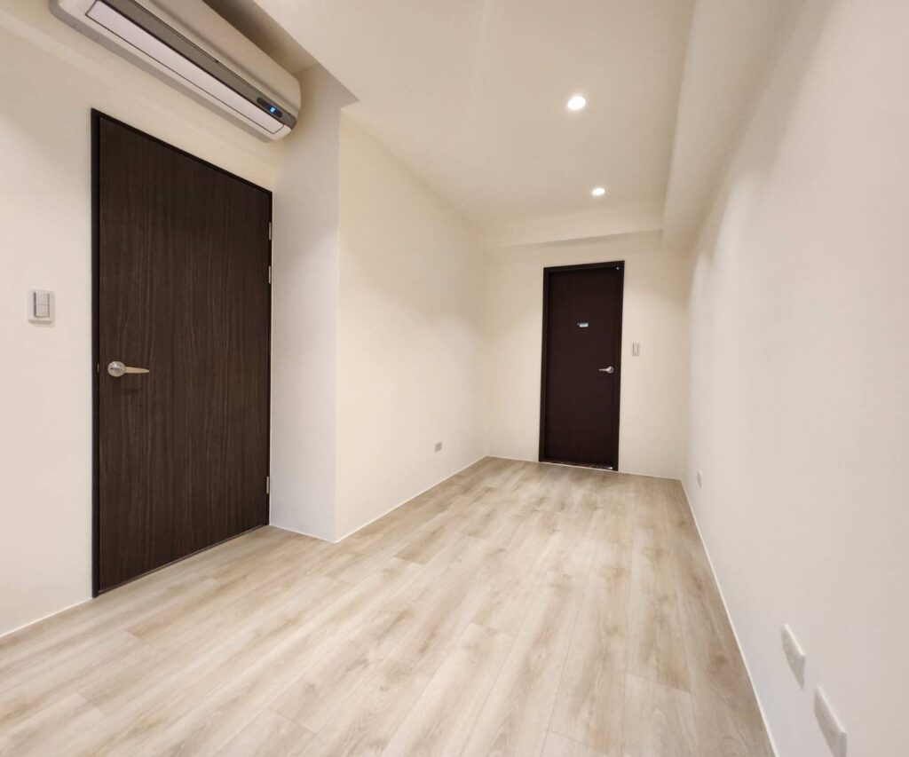 屏東演藝廳特區|花園帝寶2房2衛|泳池健身房新成屋|10年免管理費景觀宅