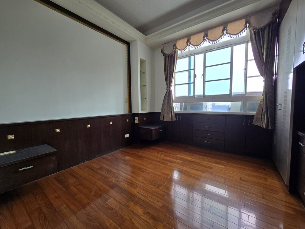 近美術館低總價三房平車