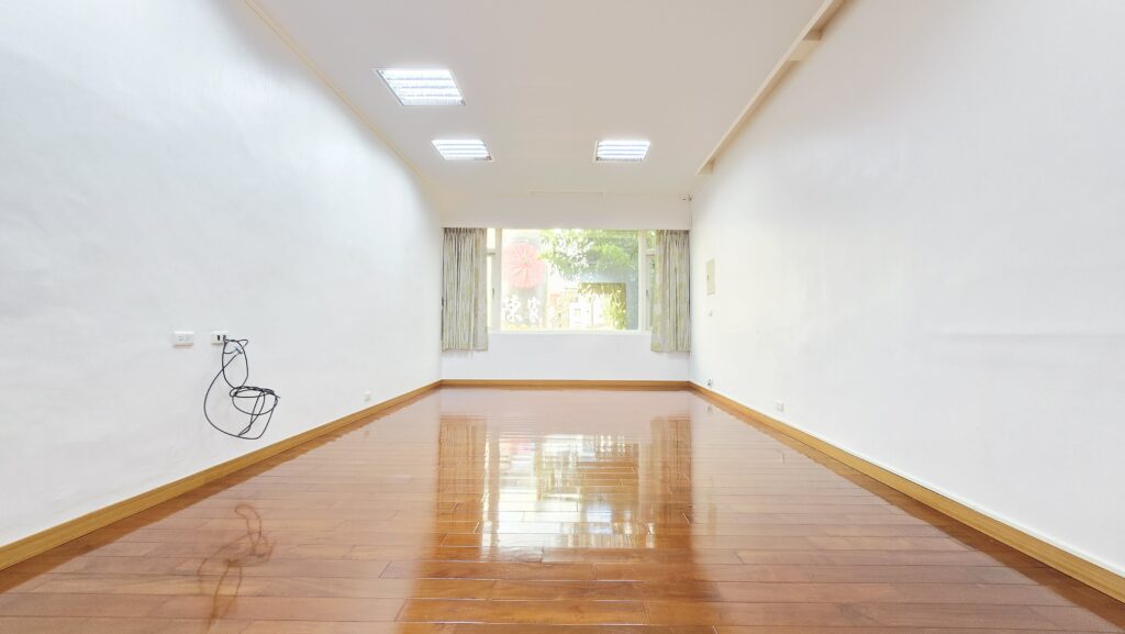 鳳山區曹公路透天2F前