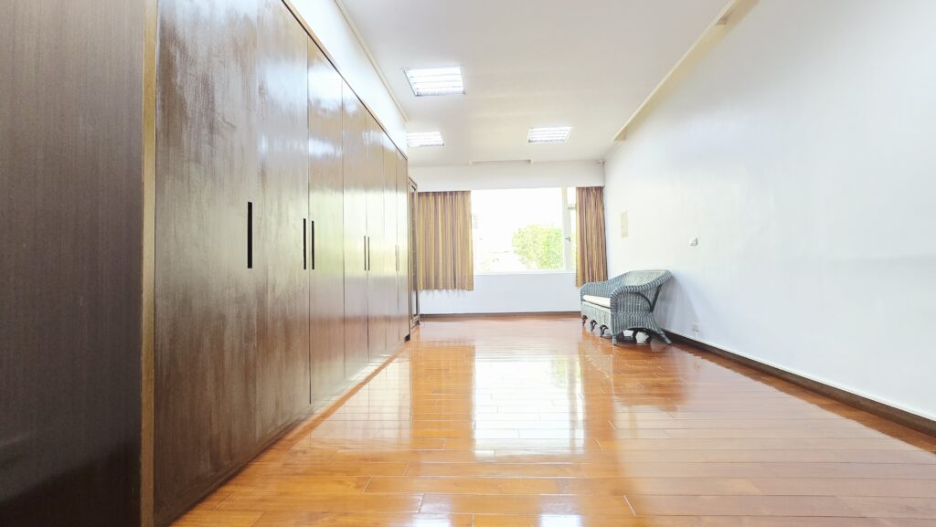 鳳山區曹公路透天3F前